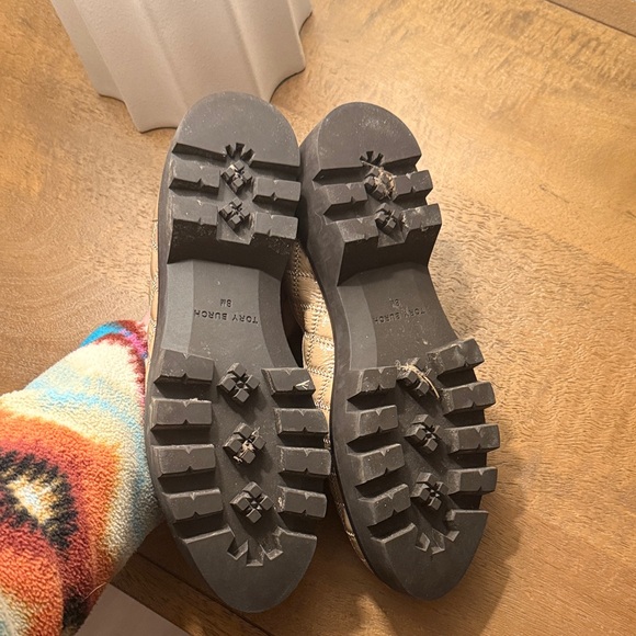 Tory Burch Patent Tan Quilted Loafers - Picture 5 of 6